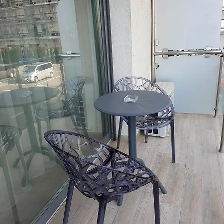 Garsoniera Desilva Apartmán *