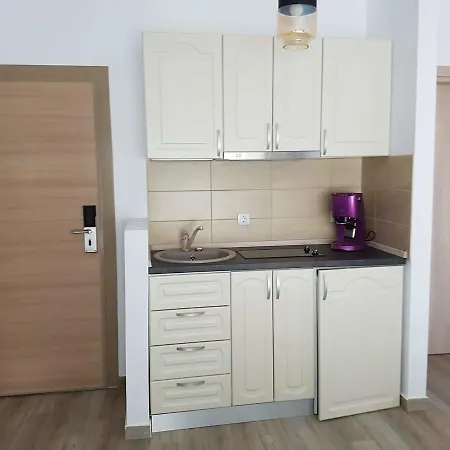 Garsoniera Desilva * Mamaia